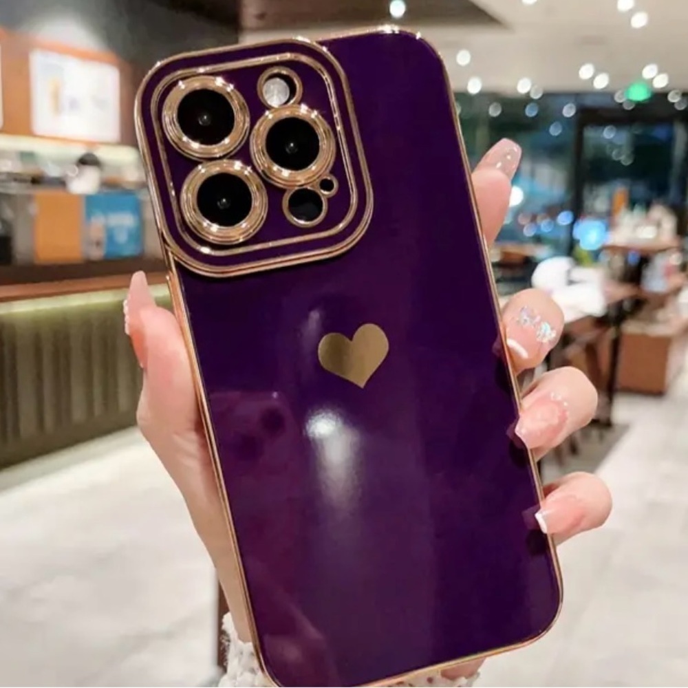 Shock-Absorbent Heart iPhone 14Pro Case Anti Fingerprint,Non-Slip Silicone Cover